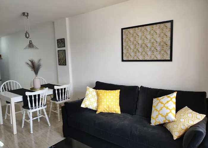 Sweet Lola Apartment *